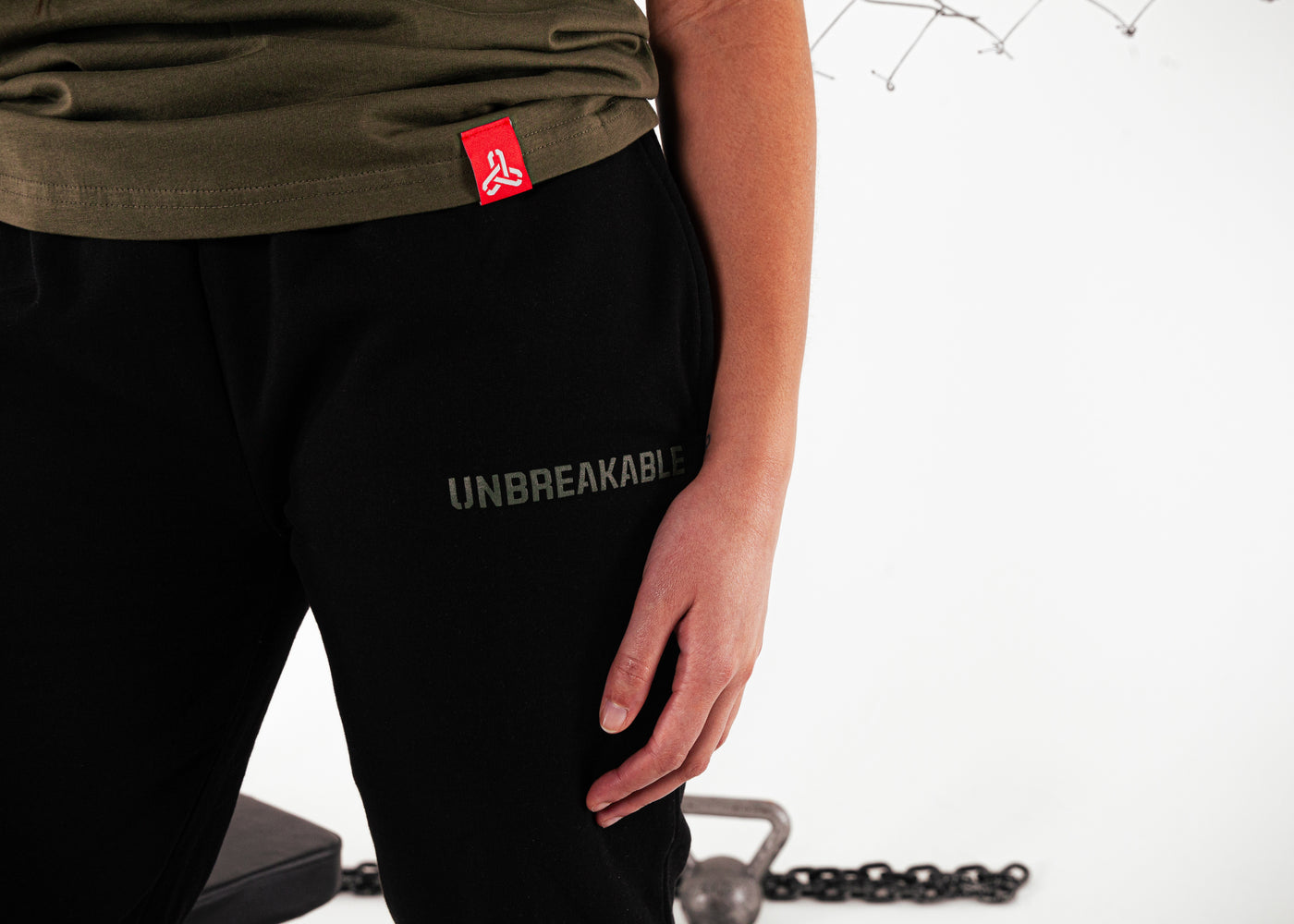 UNBREAKABLE TANK ARMY GREEN