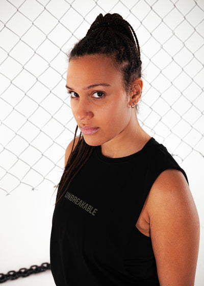 UNBREAKABLE TANK BLACK/ARMY GREEN