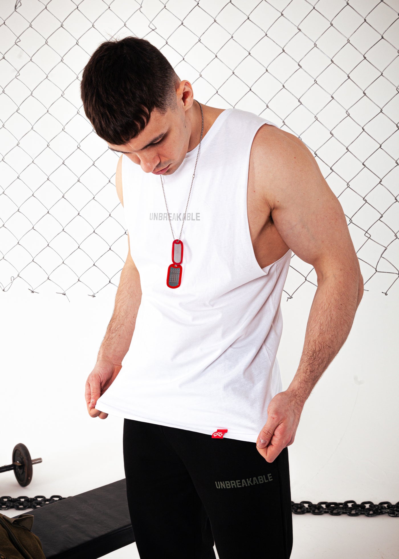 UNBREAKABLE TANK WHITE/CHAINMETAL GREY