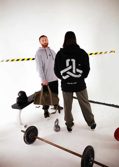 3 LINKS HOODIE BLACK/CHAINMETAL GREY