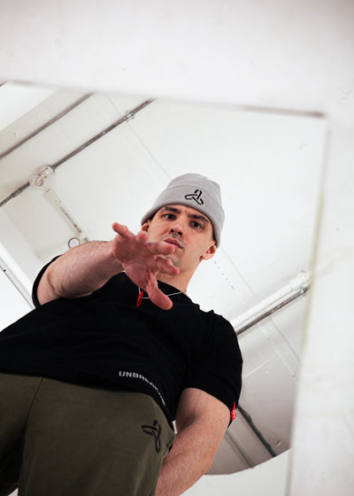 UNBREAKABLE BEANIE GREY
