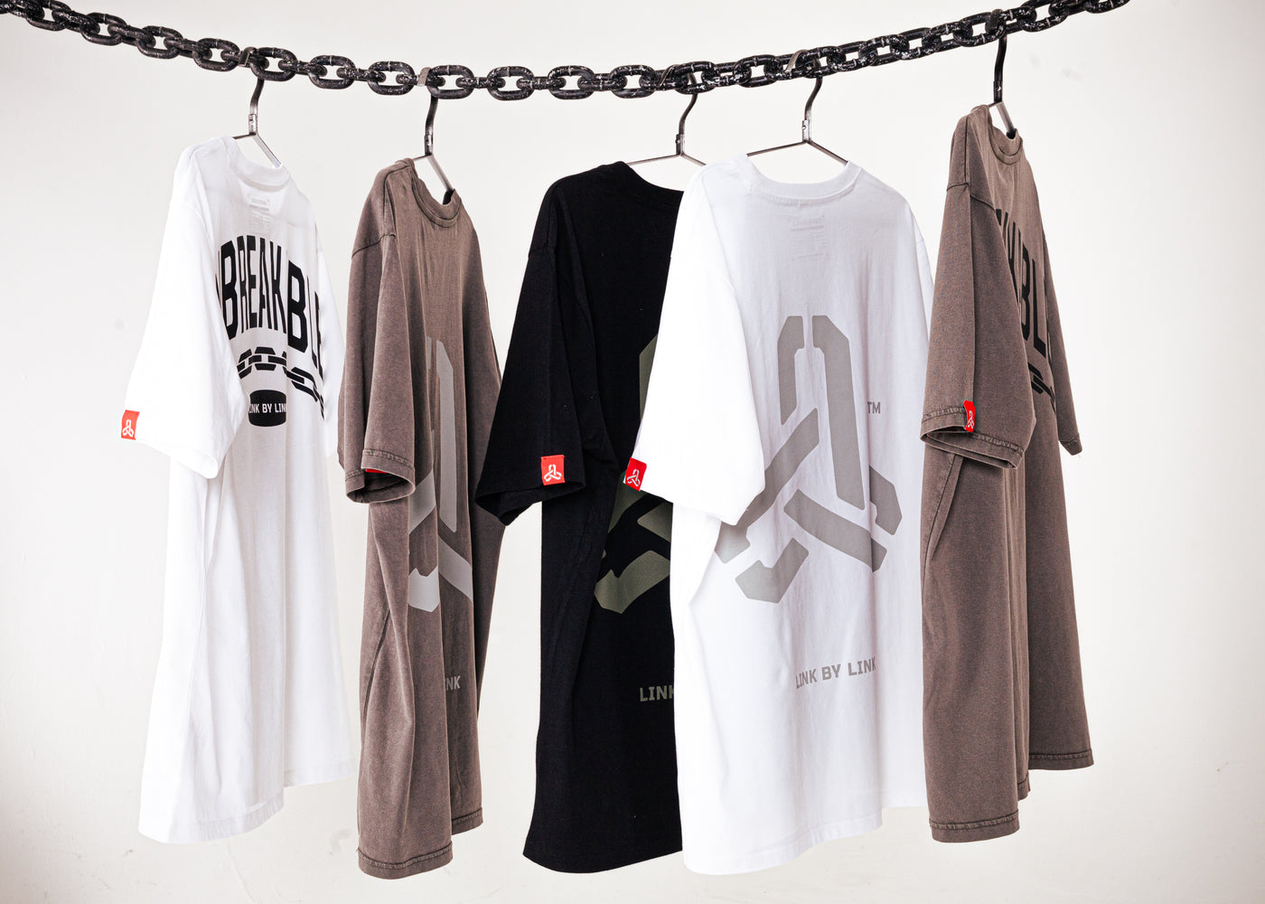 3 LINKS T-SHIRT WHITE/CHAINMETAL GREY